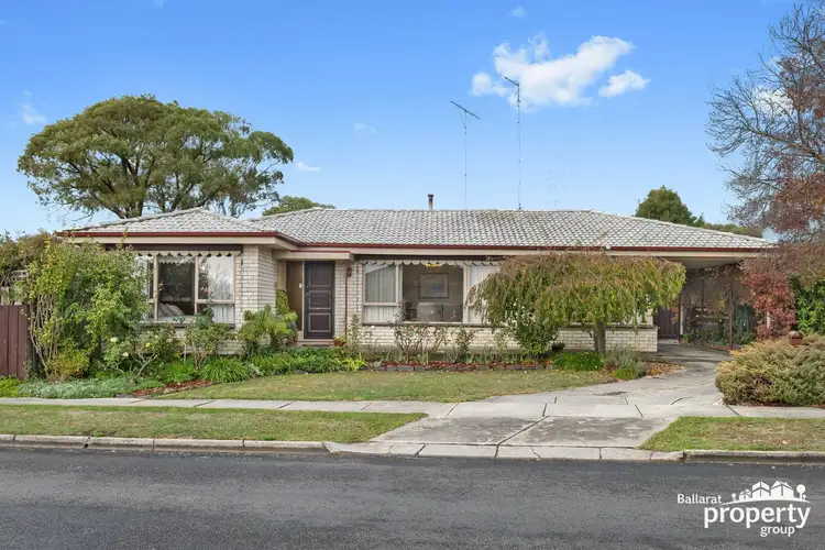 16 Waldemar Street