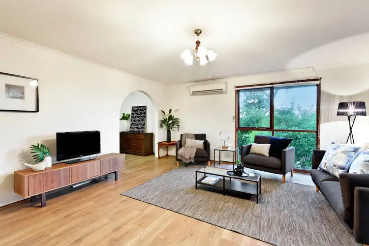 2 Gillingham Street, Watsonia North VIC 3087