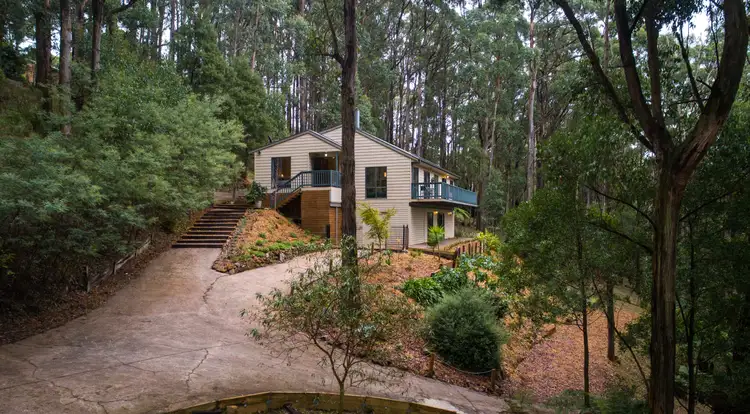 Main view of Homely house listing, 10 Janesdell Avenue, Ferny Creek VIC 3786