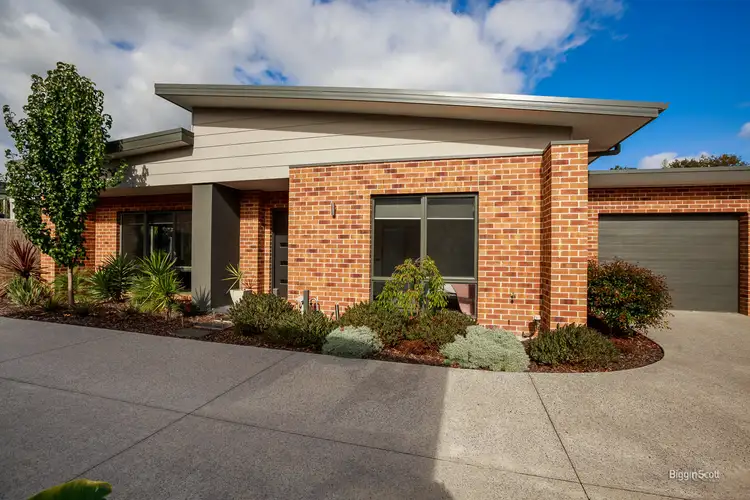 Second view of Homely unit listing, 6 Wendels Close, Kilsyth VIC 3137