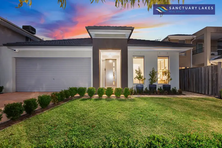 5 Staten Way, Sanctuary Lakes VIC 3030