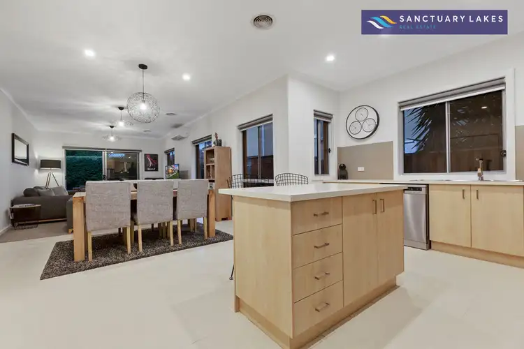 Sixth view of Homely house listing, 5 Staten Way, Sanctuary Lakes VIC 3030