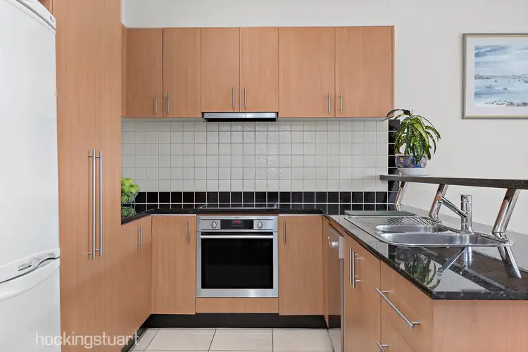Third view of Homely apartment listing, 15/3 Kenilworth Parade, Ivanhoe VIC 3079