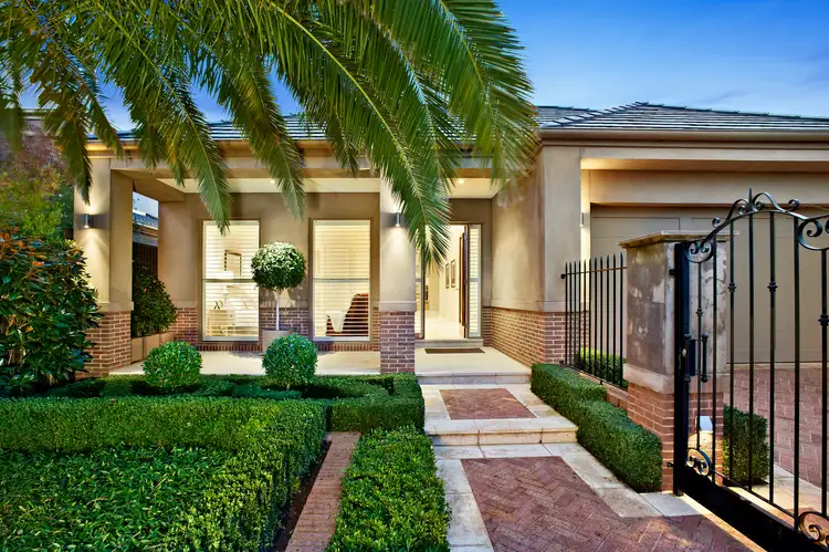 9A Hotham Street, Mont Albert VIC 3127