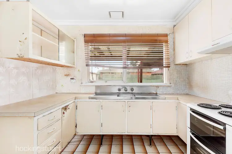 Fifth view of Homely house listing, 33 The Fairway, Kingsbury VIC 3083