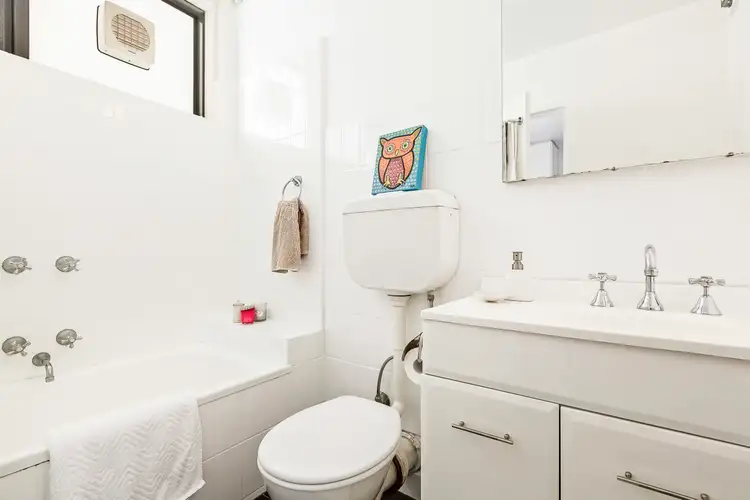 Fifth view of Homely apartment listing, 8/330 High Street, Prahran VIC 3181
