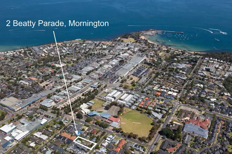 2 Beatty Parade, Mornington VIC 3931