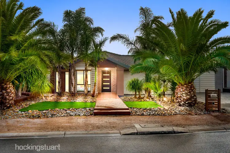 27 Carlyon Close, Melton West VIC 3337