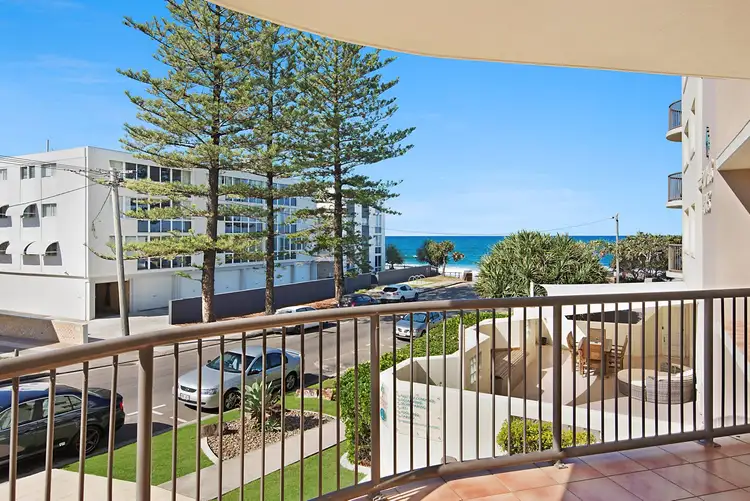5/2 Esplanade Bulcock Beach, Caloundra QLD 4551