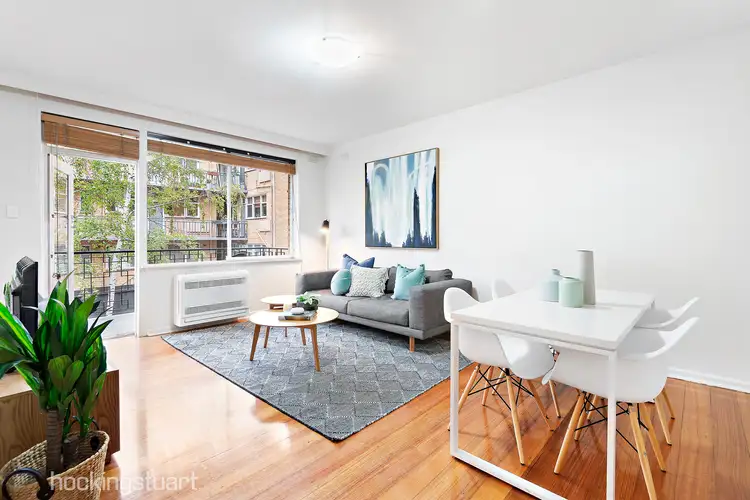8/27 Dickens Street, Elwood VIC 3184