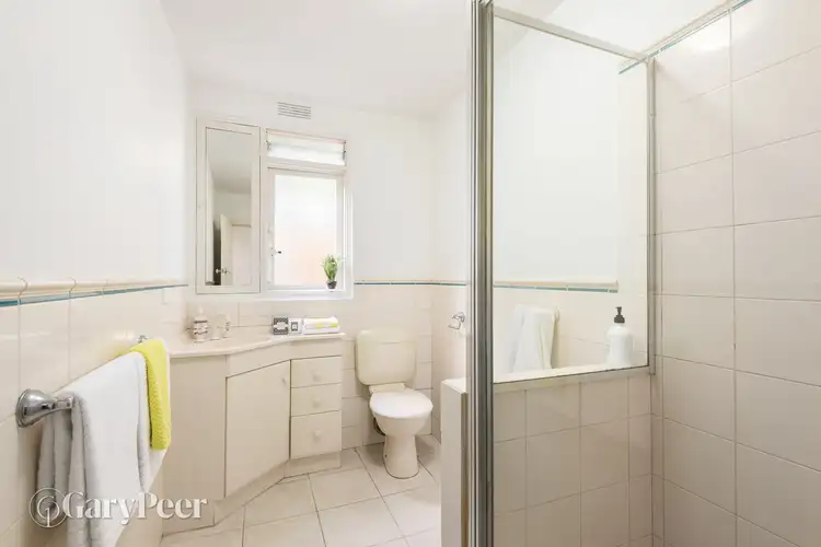 Fourth view of Homely apartment listing, 2/670 Inkerman Road, Caulfield North VIC 3161