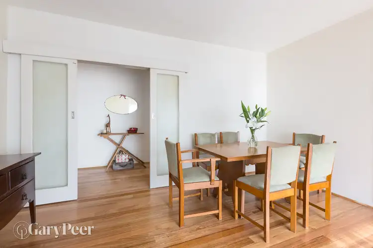 3/2a Parkside Street, Elsternwick VIC 3185