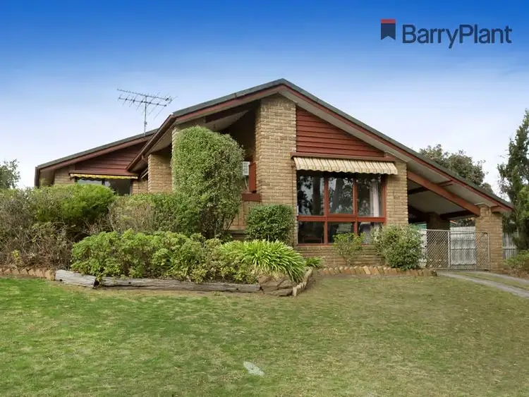 6 Shearwater Court
