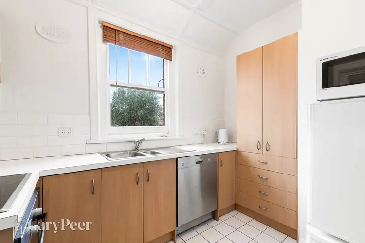 Third view of Homely apartment listing, 5/60 Sycamore Grove, St Kilda East VIC 3183