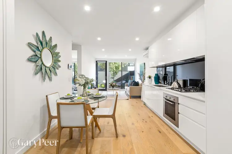 3/328-330 Neerim Road, Carnegie VIC 3163