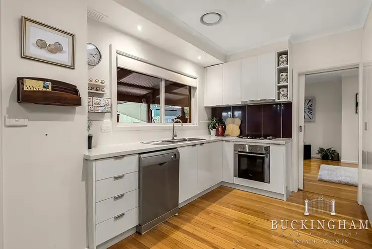 Fifth view of Homely house listing, 2 Wolangi Court, Greensborough VIC 3088