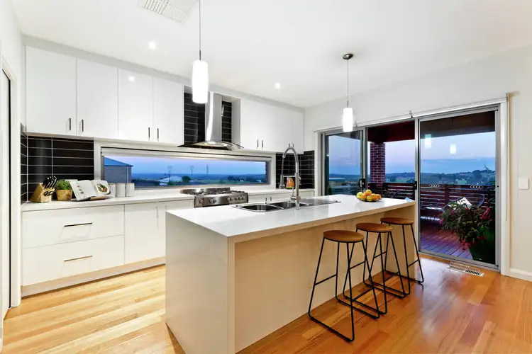 Fifth view of Homely house listing, 7 Pinnacle Views, Doreen VIC 3754