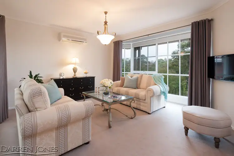 Second view of Homely house listing, 7 Highview Crescent, Macleod VIC 3085