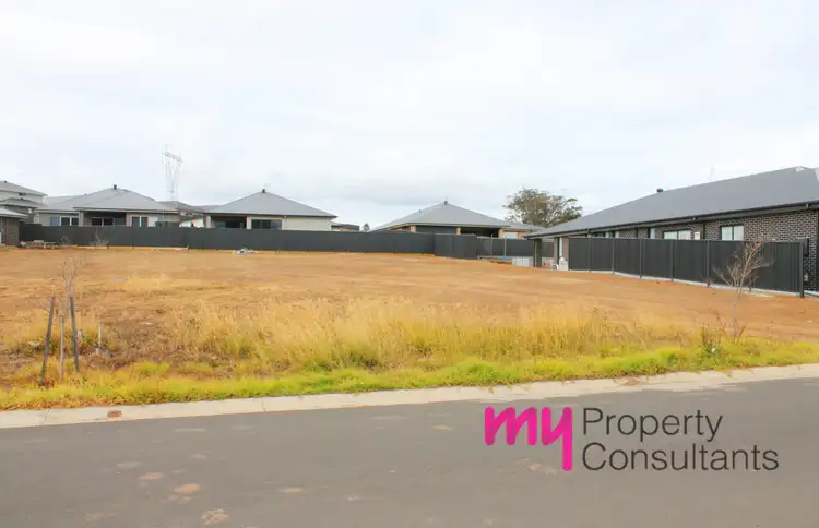 12 Newmarket Street, Currans Hill NSW 2567