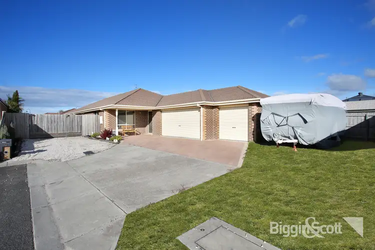 Main view of Homely house listing, 5 Streeton Court, Pakenham VIC 3810