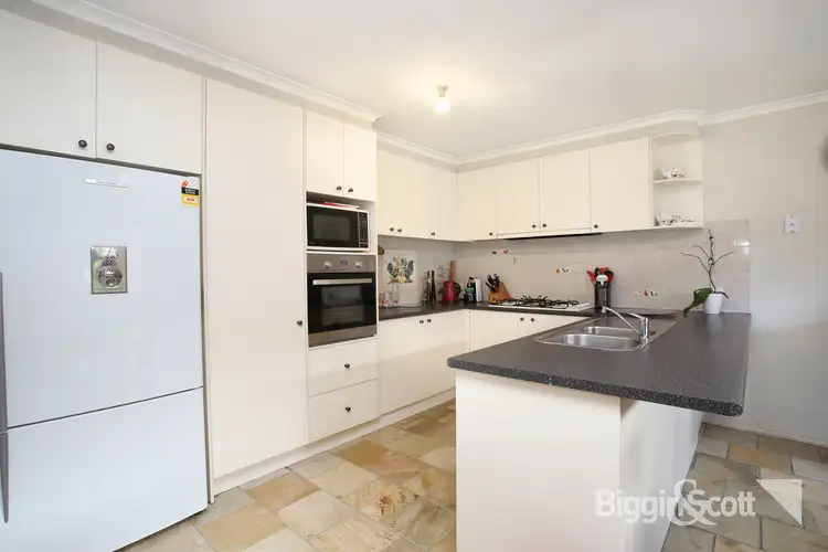 Fifth view of Homely house listing, 5 Streeton Court, Pakenham VIC 3810