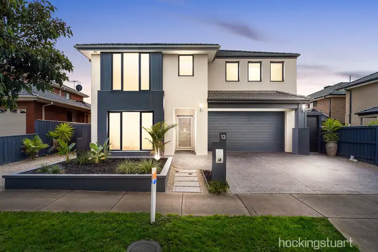 12 Mecklenburg Close