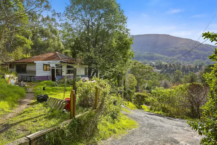 27 Lithgow Avenue, Warburton VIC 3799
