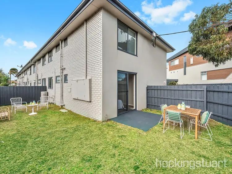 1/12 Warrigal Road, Parkdale VIC 3195