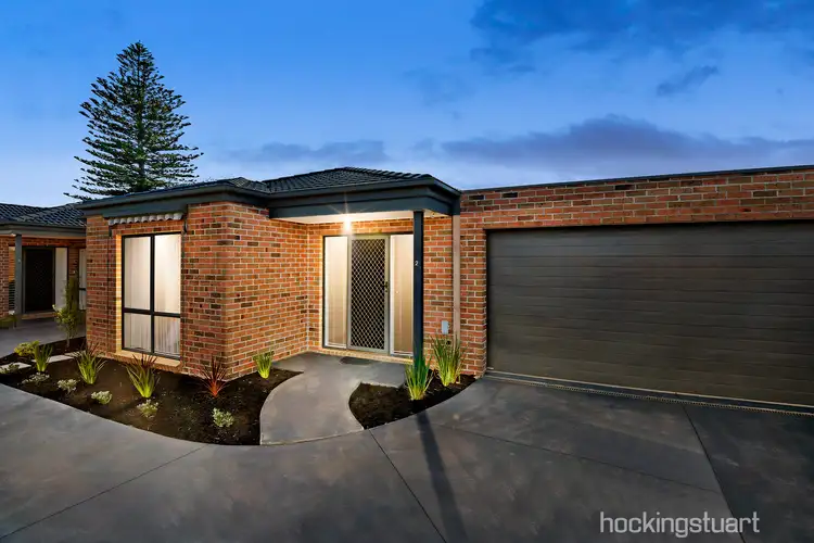 2/11 Woodbine Grove, Chelsea VIC 3196