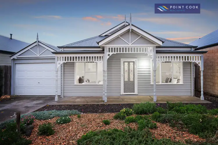 6 Balfour Close, Point Cook VIC 3030