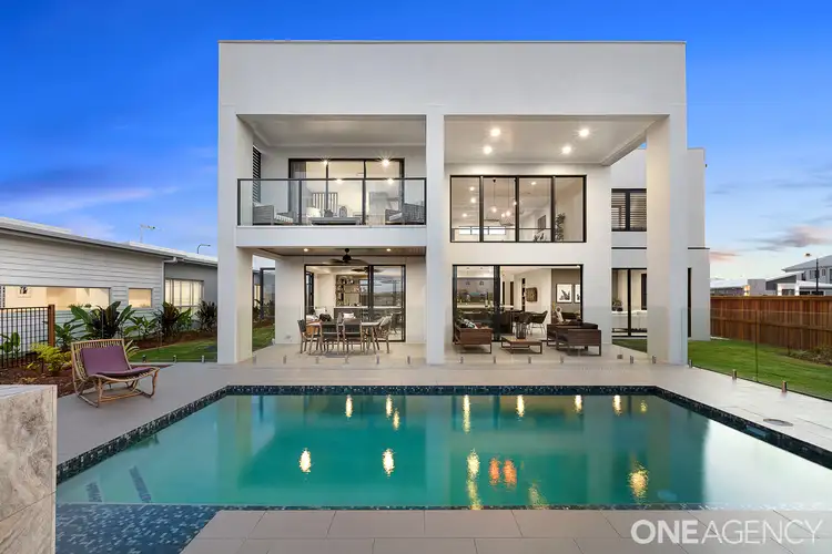 6 Crusade  Street, Newport QLD 4020
