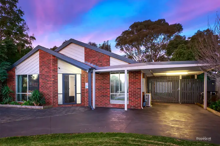11 Pioneer Court, Berwick VIC 3806