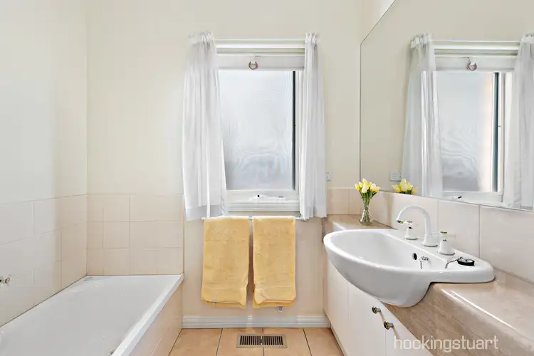 Sixth view of Homely unit listing, 4/40 Queen Street, Mornington VIC 3931