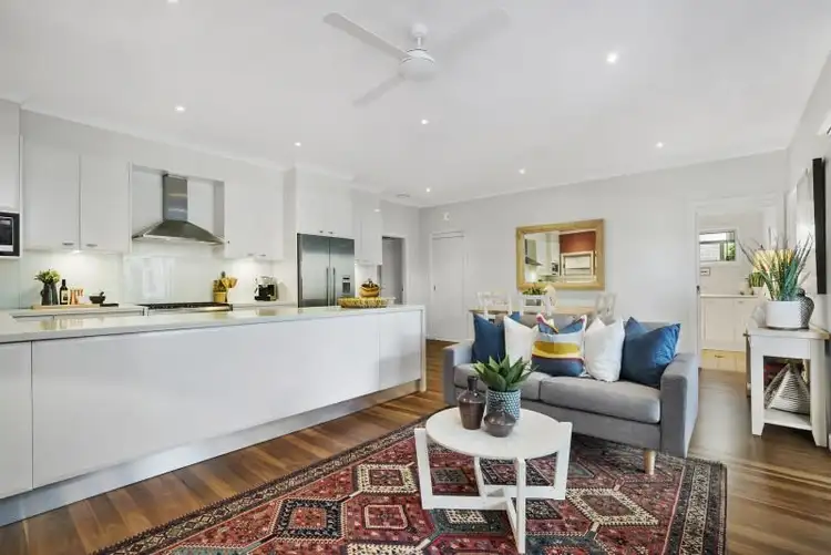 15 Weeroona Avenue, Elanora Heights NSW 2101