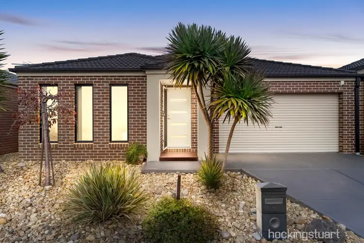 16 Vicky Court, Point Cook VIC 3030