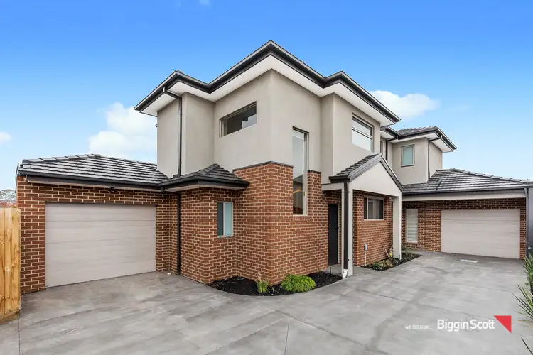 2/12 Slough Street, Deer Park VIC 3023