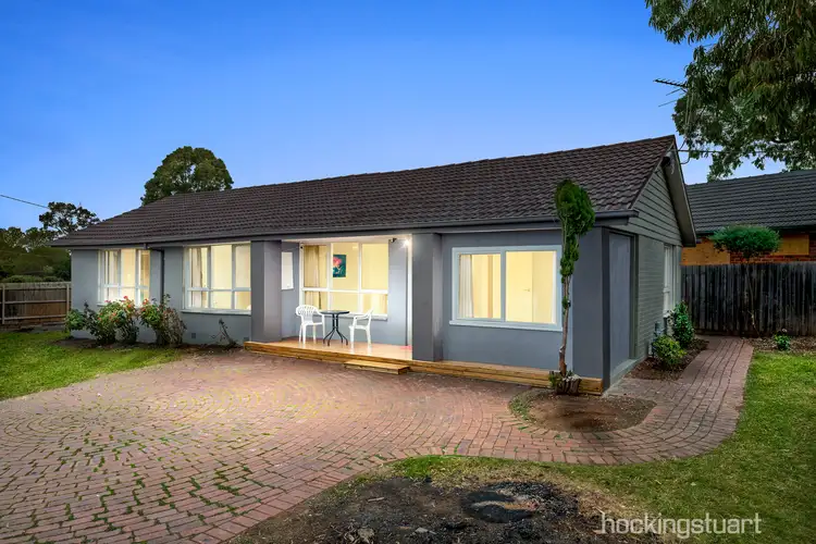 5 Kingsford Avenue, Melton South VIC 3338