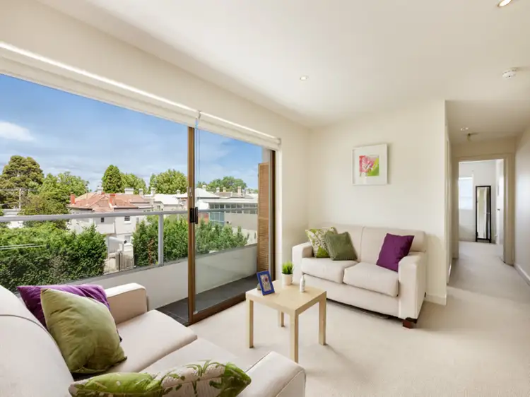 207/64 Wellington Street, St Kilda VIC 3182