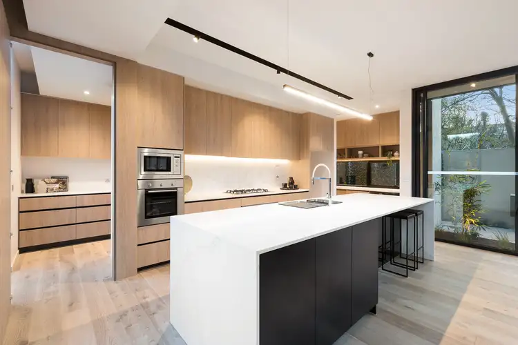 Sixth view of Homely house listing, 2 George Street, Caulfield North VIC 3161