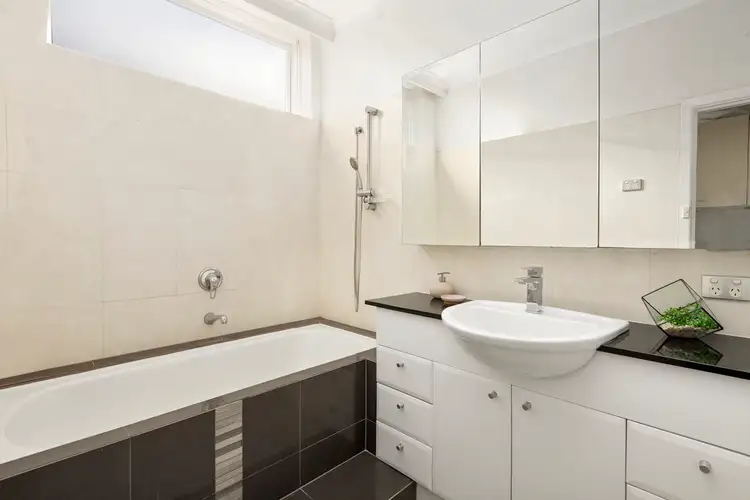 Sixth view of Homely apartment listing, 3/105 Grosvenor Street, St Kilda East VIC 3183