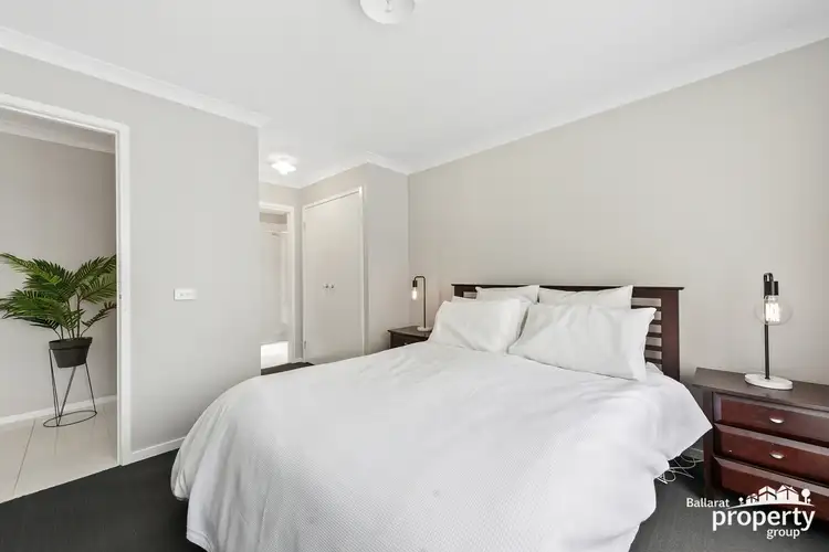 Sixth view of Homely house listing, 3 Kirwan Close, Mount Clear VIC 3350