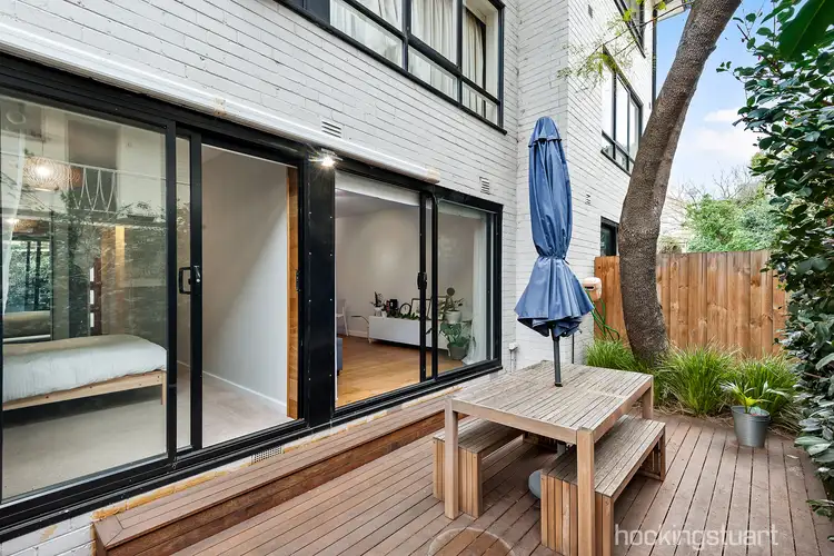 2/85 Caroline Street, South Yarra VIC 3141