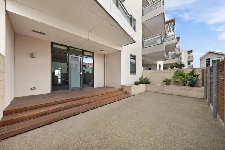206/120 Studio Lane, Docklands VIC 3008