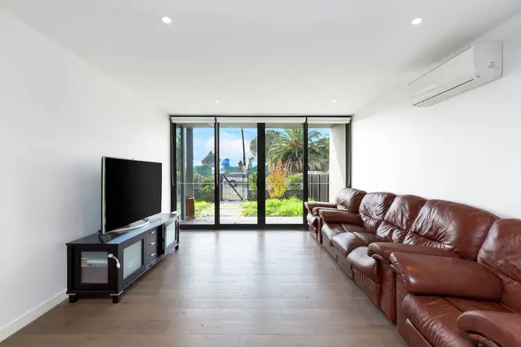 Second view of Homely apartment listing, 2/26 Leonard Crescent, Ascot Vale VIC 3032