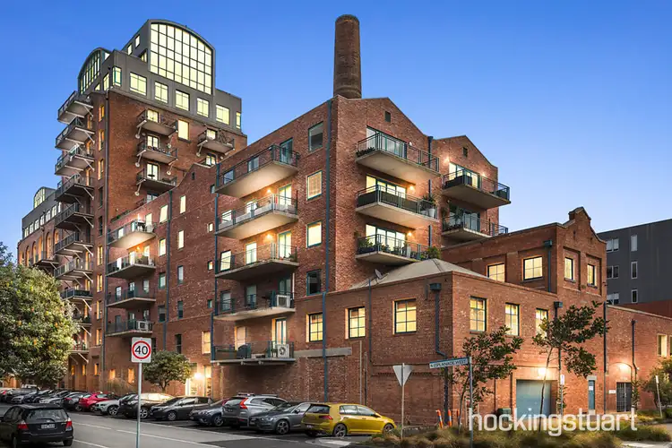 863/1 Esplanade West, Port Melbourne VIC 3207