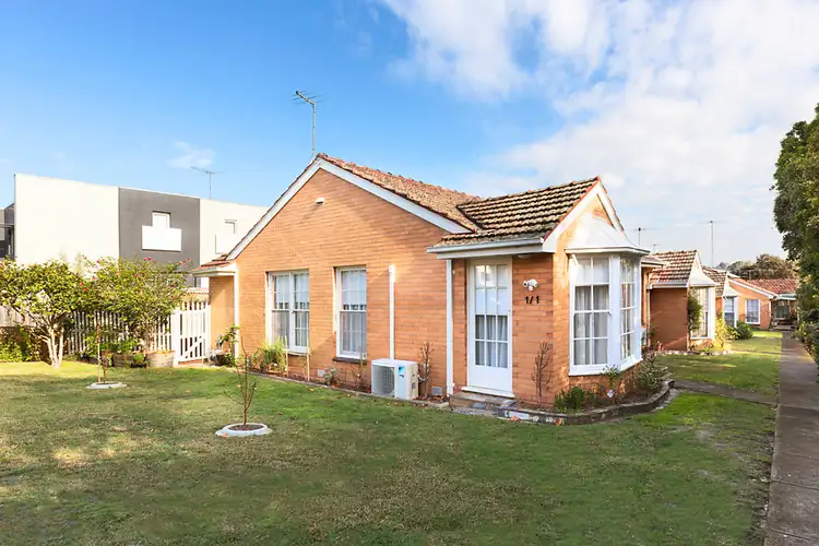 2/1 Belmont Avenue, Glen Iris VIC 3146