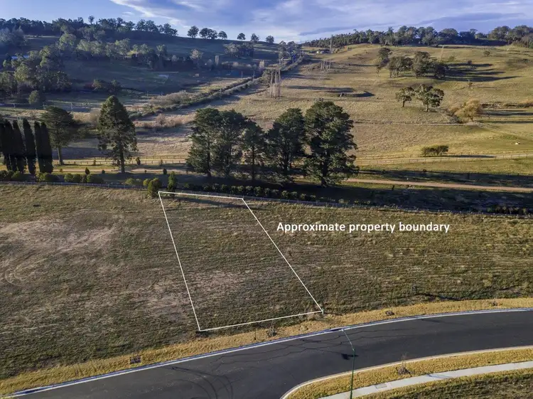 43 Sir James Fairfax  Circuit, Bowral NSW 2576