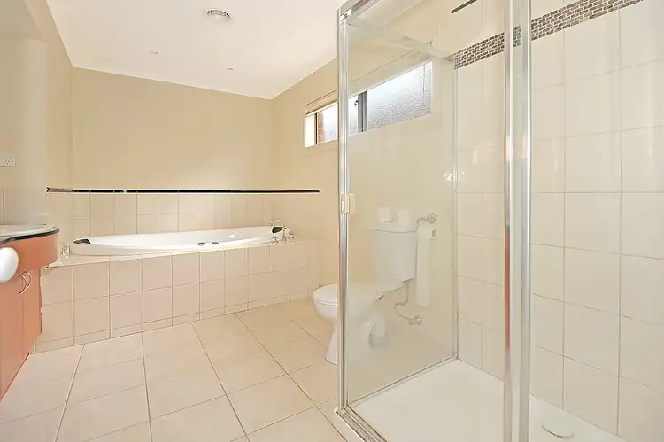 Seventh view of Homely house listing, 9 McPhie Place, Lake Gardens VIC 3355