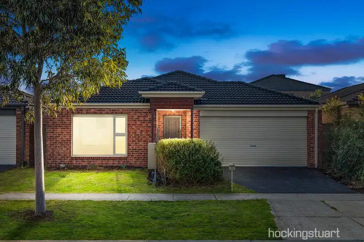 96 Mountainview Boulevard, Cranbourne North VIC 3977