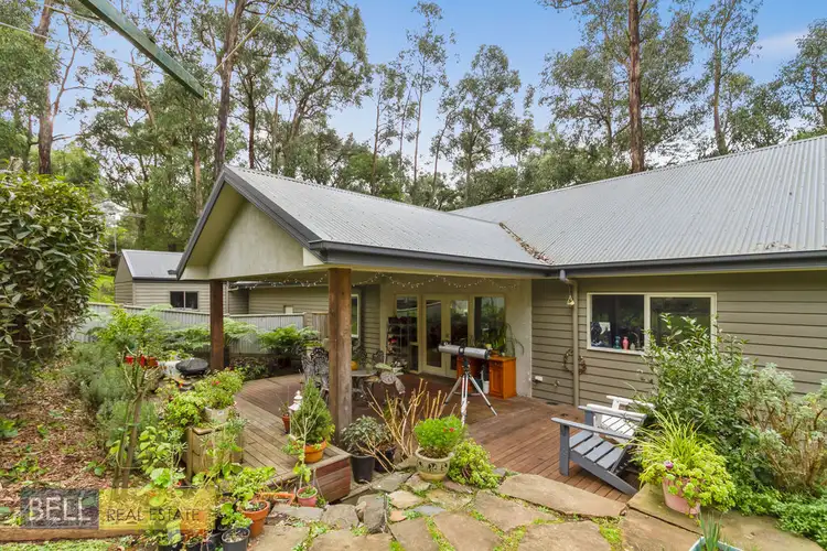 36 First Avenue, Cockatoo VIC 3781